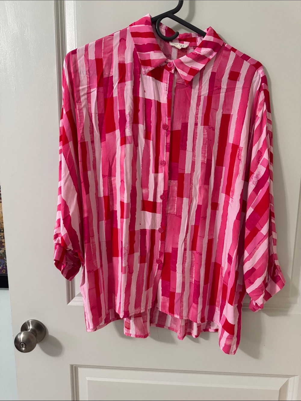 JODIFL Pink and Fuchsia Geometric Stripe Button-Up Tunic